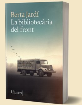 LA BIBLIOTECÀRIA DEL FRONT