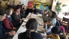 Reunió de l'associació Amics del Poble Sahrauí per preparar la temporada d'estiu 2020.