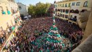 Els Castellers de Vilafranca fan història carregant el primer pilar de 9 amb folre, manilles i puntals