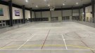 Repintat de les línies de la pista poliesportiva