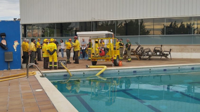 L’ADF buida la piscina de Guardiola de Font-rubí per omplir punts d’aigua
