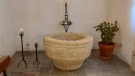 Nova ubicació per a la pica baptismal del segle XI