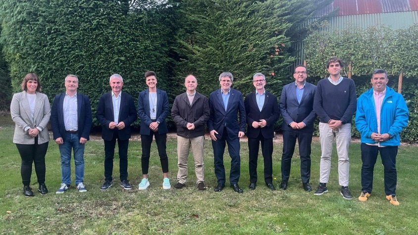 Xavier Lluch, a la trobada d’alcaldes de Junts amb Puigdemont a Waterloo